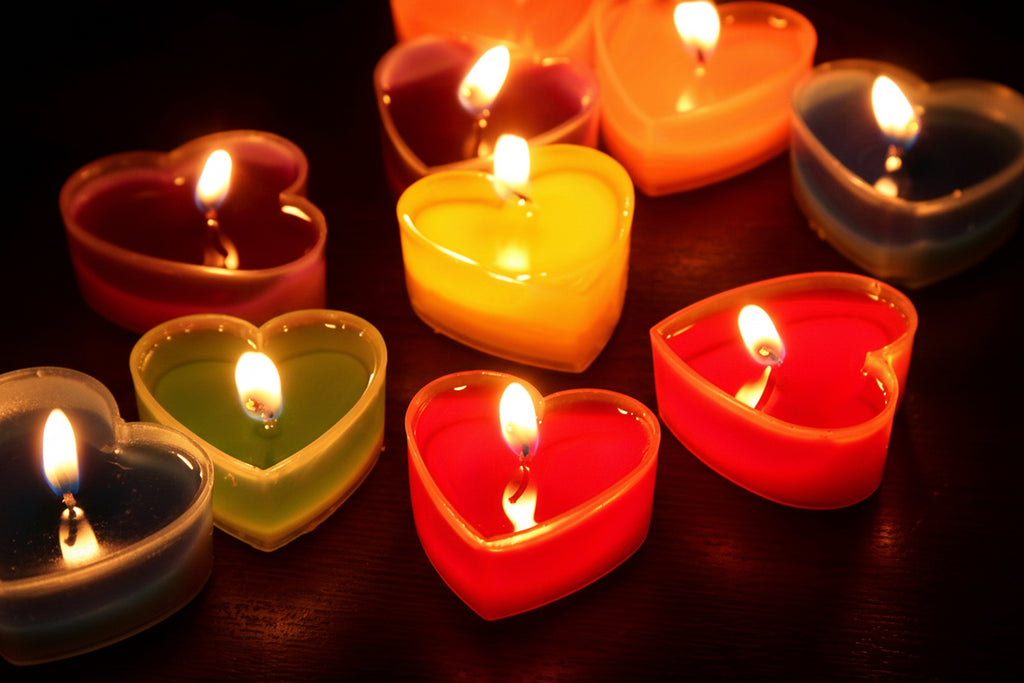 18-Pack Heart-Shaped Tea Light Candles – 3 Hour Burn Time