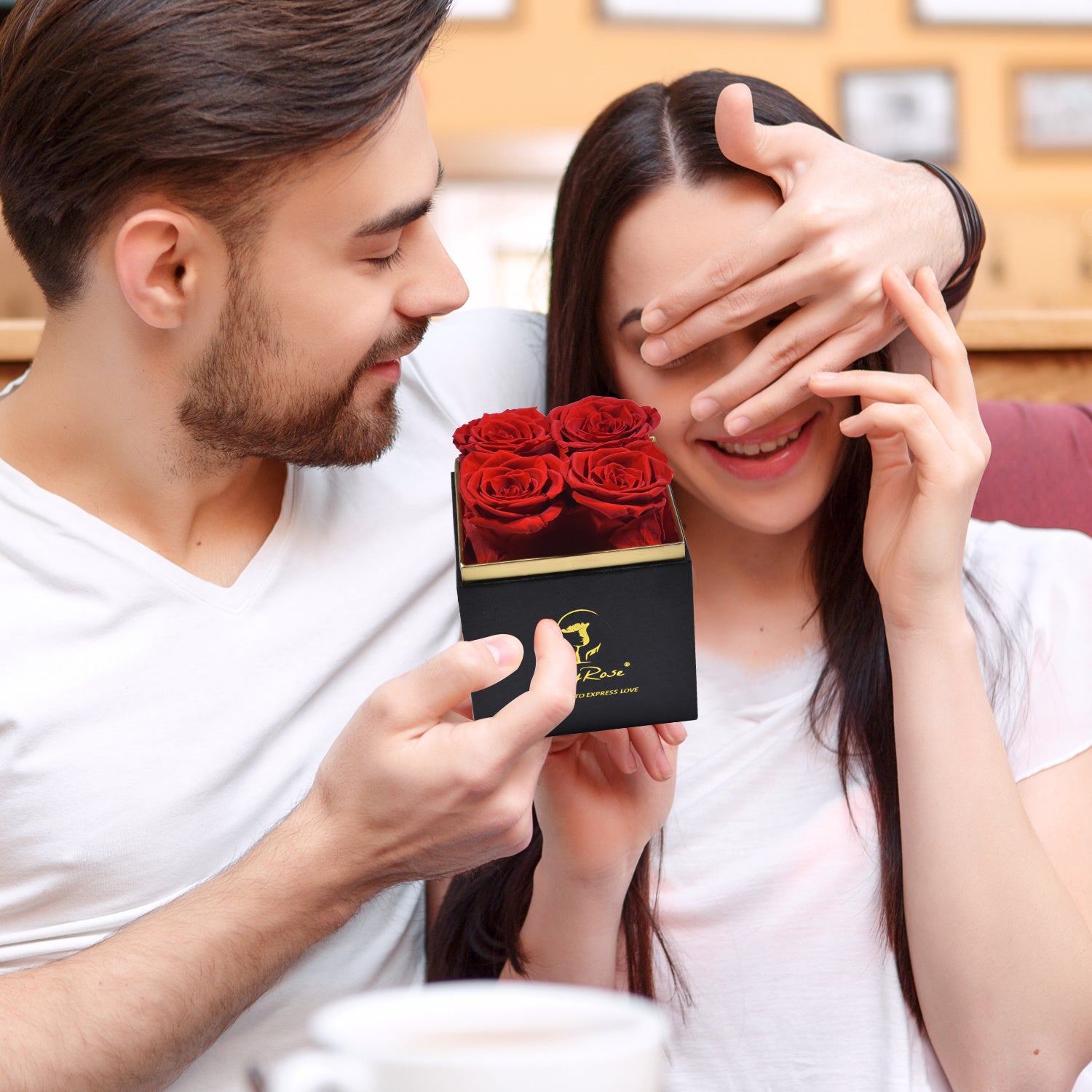 Preserved Red Roses Gift Box (4 Roses) – Luxury Long-Lasting Flowers
